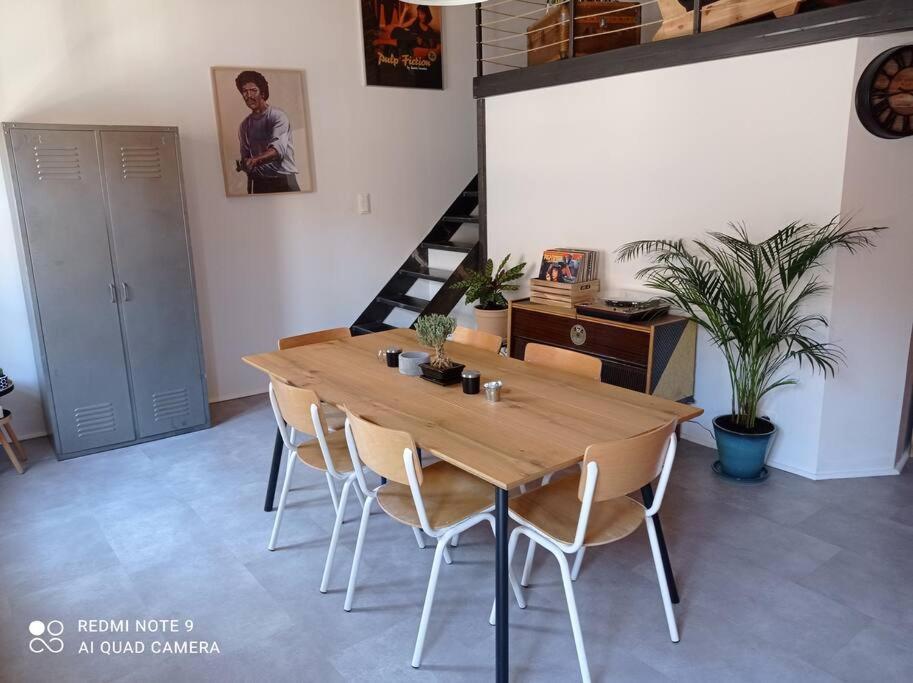 Ferienwohnung Loft Vue Palais Des Papes Avignon Exterior foto